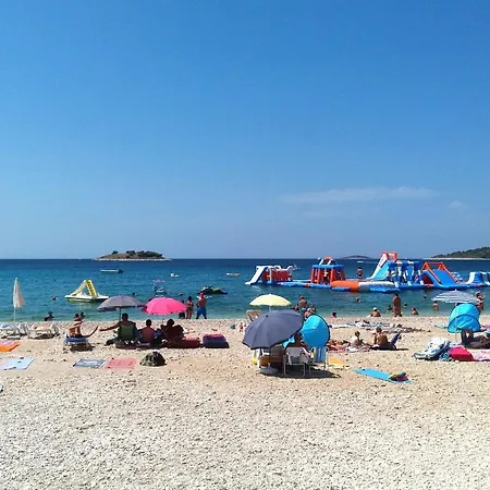 Apartments With Parking Space Rogoznica - 4218 * Rogoznica (Sibenik-Knin)