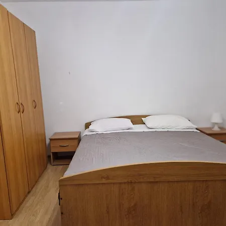 Apartments With Parking Space Rogoznica - 4218 Apartment *