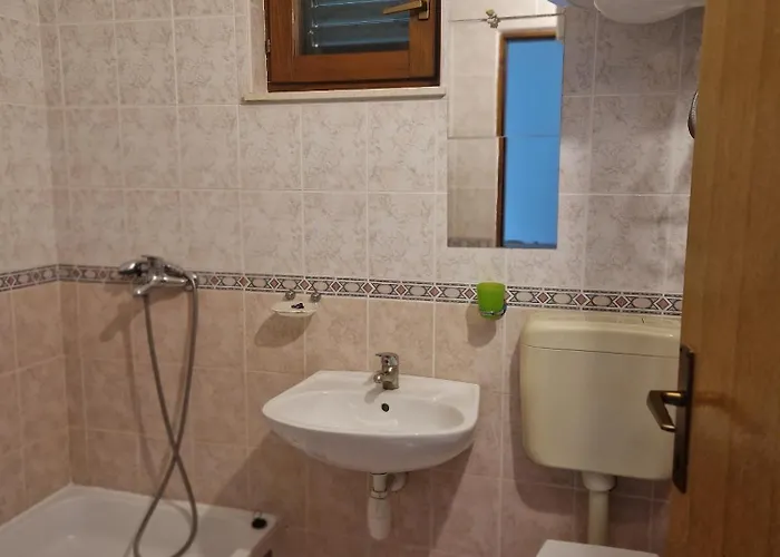 With Parking Space - 4218 Apartamento