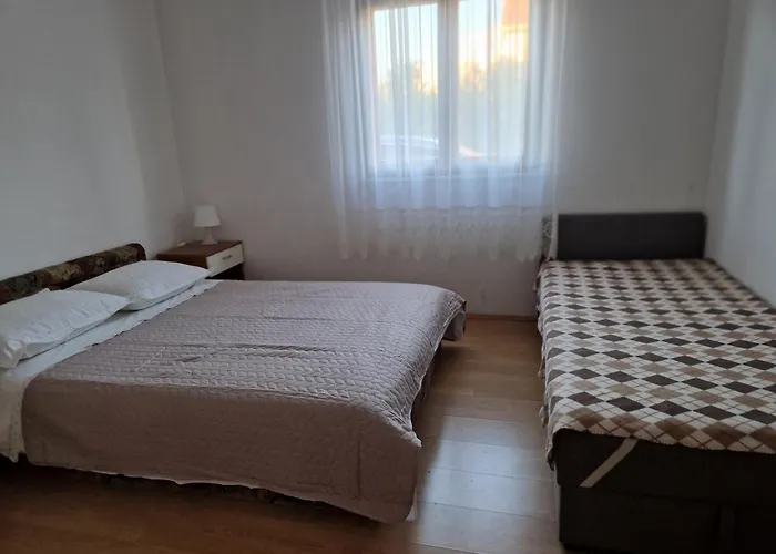 Apartman With Parking Space - 4218